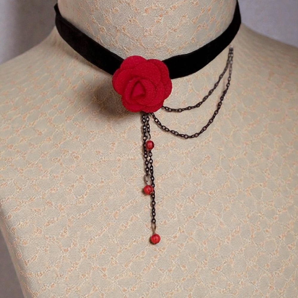 Black Velvet Choker with Red Rose & Chain – Gothic Romance Jewelry